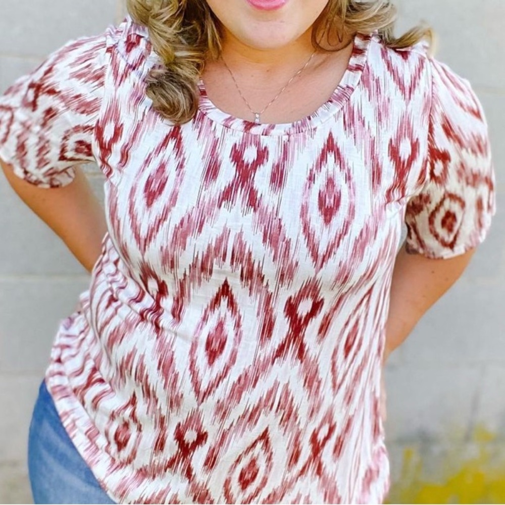 Red and White Patterned Women's Boyfriend Tee